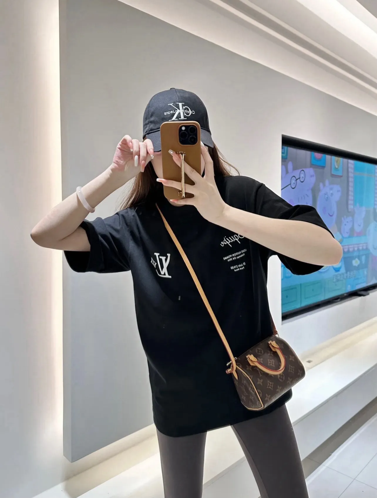 Louis Vuitton/